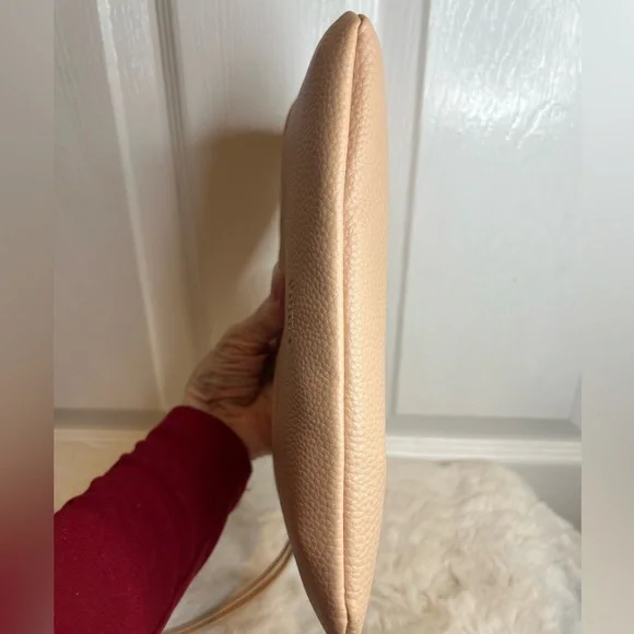 CHLOE PARFUM PEACH PEBBLED LEATHER LARGE ZIP COSMETIC BAG - Picture 4 of 11